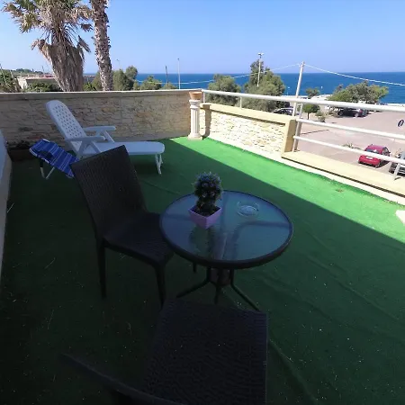 Alba Chiara Sant'andrea Salento 3* סנט'אנדראה